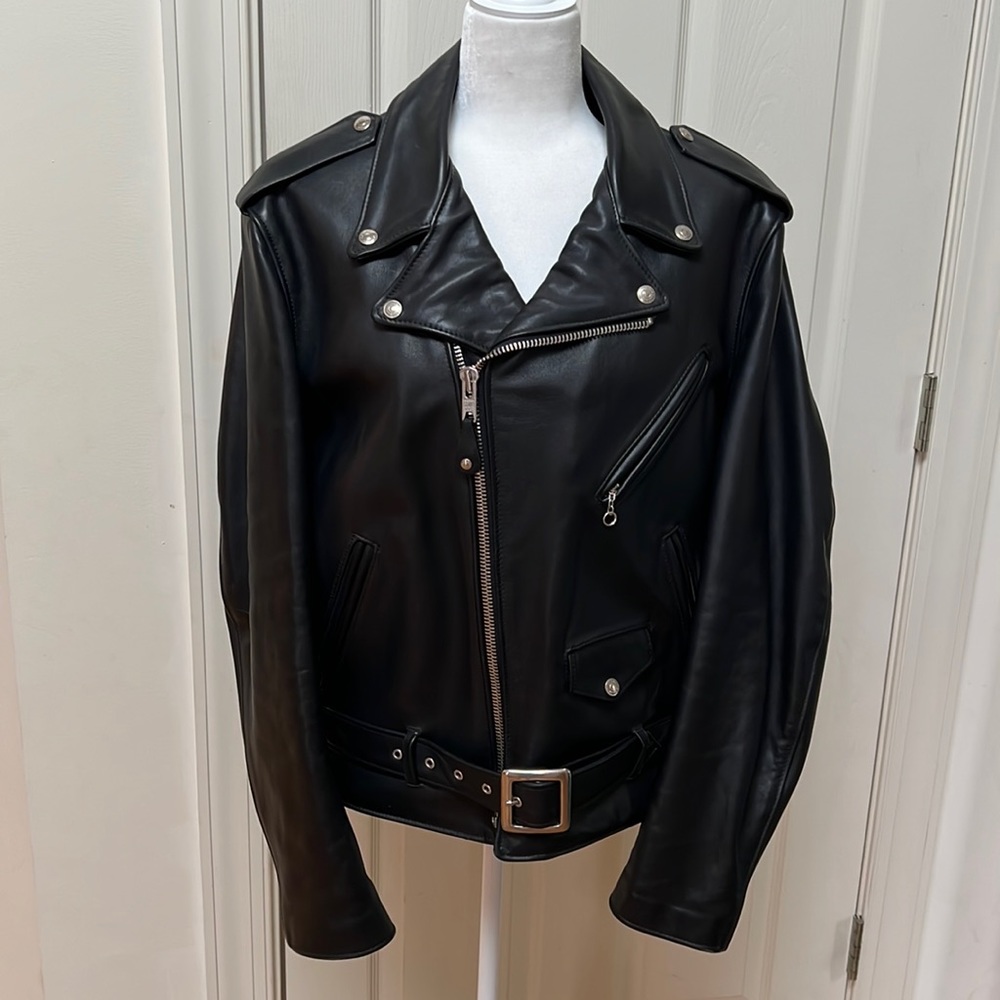 Schott Perfecto Style #118 Size 42 EUC Men’s Biker Coat